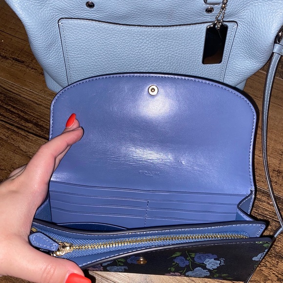 Mini Emma Coach Purse - Picture 2 of 3